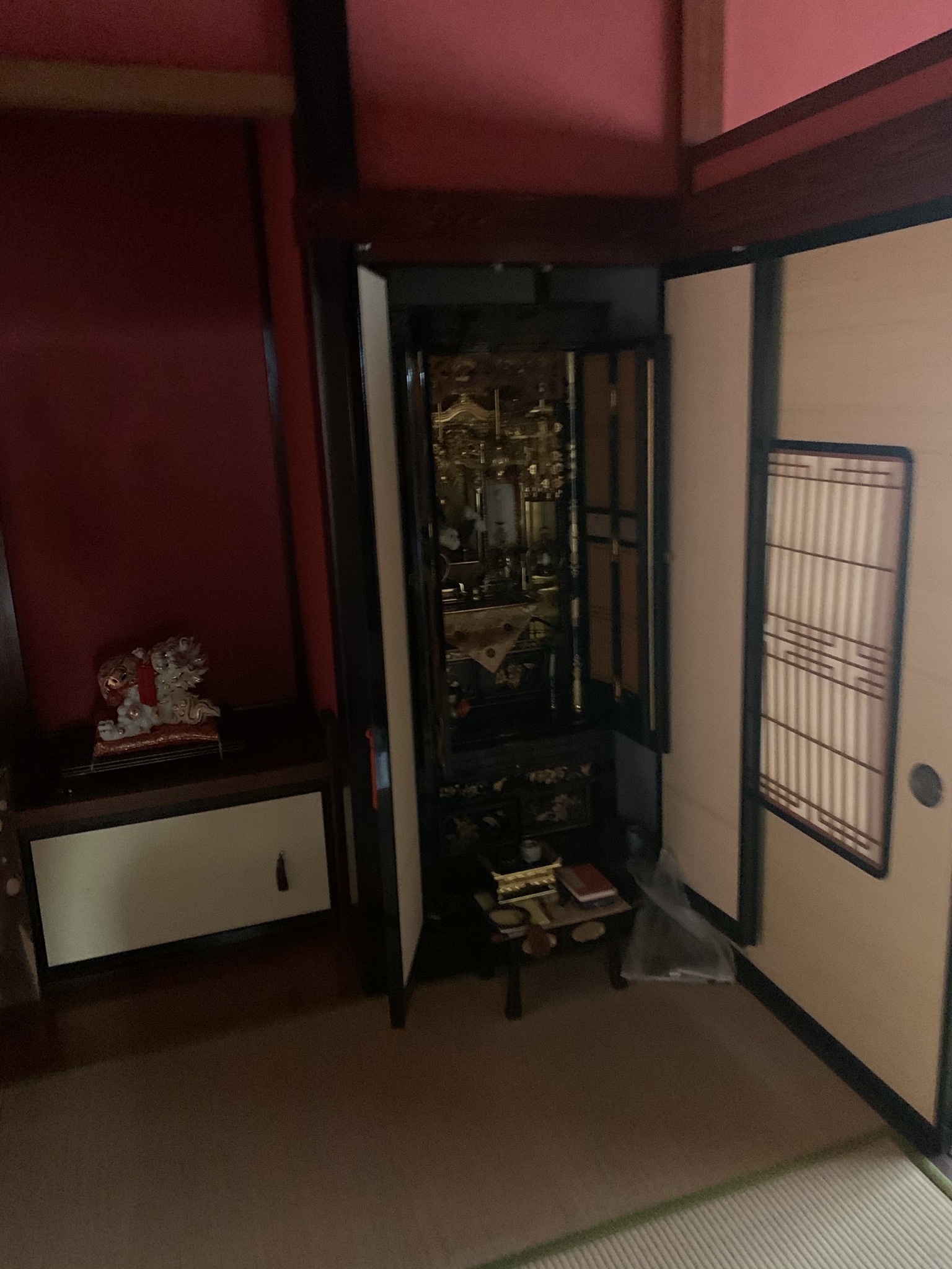 仏壇じまいのお手伝いと不用品回収作業事例